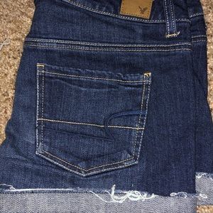 American Eagle midi Jean shorts Size 6